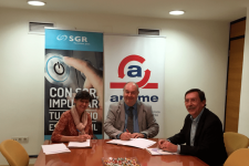 Firma convenio colaboración SGR - APEME