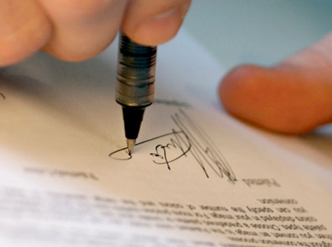 Contrato Contrato