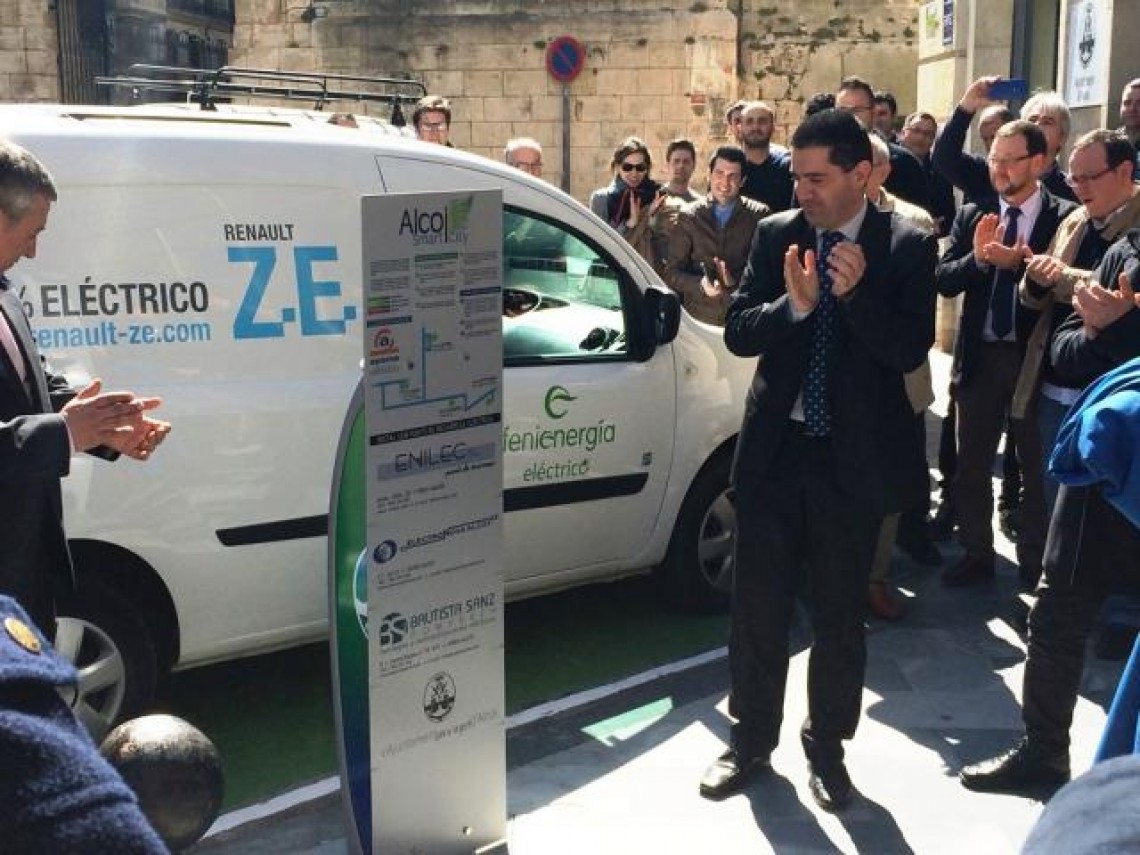 Recarga vehículo eléctrico Recarga vehículo eléctrico