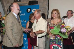 ENTREGA DE PLACAS A LOS HOMENAJEADOS POR JUBILACIÓN