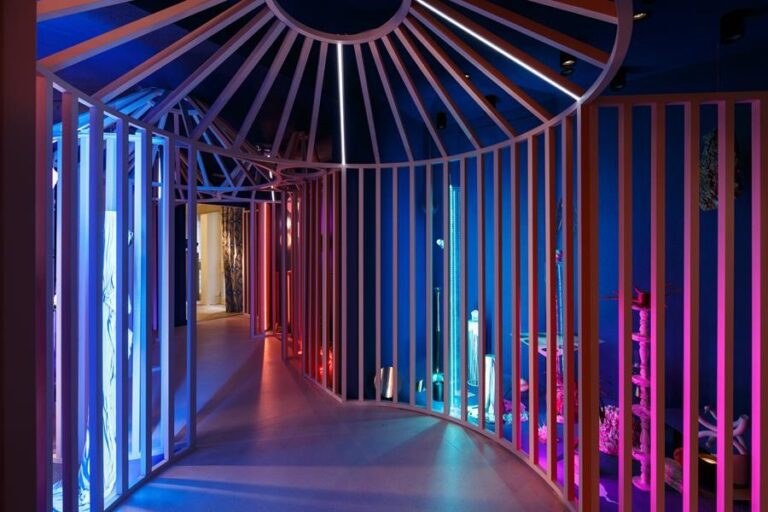 Simon despliega inspiradoras experiencias lumínicas en CasaDecor 2020