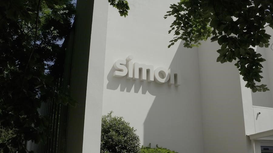 Simon invierte 15M€ en avances tecnológicos en su fábrica de Olot