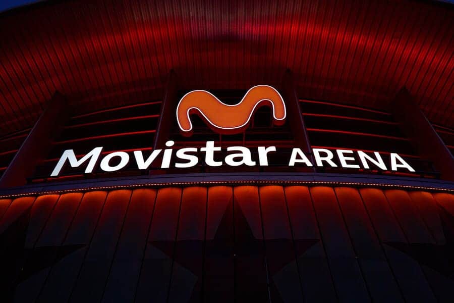 LEDVANCE diseña un nuevo concepto de iluminación flexible y vanguardista para la fachada del Movistar Arena